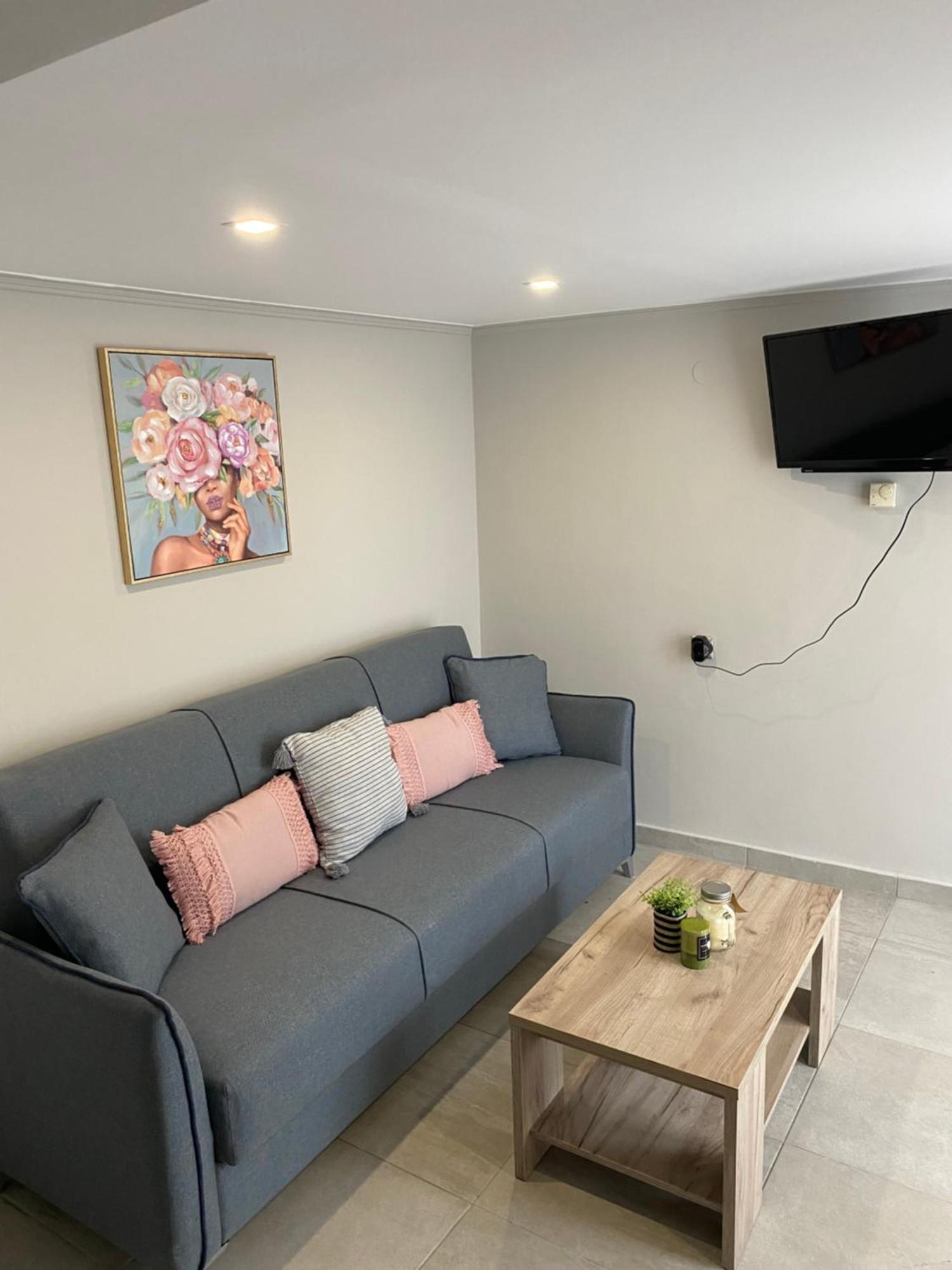 Ambelos Skala Mytilene Ngoại thất bức ảnh